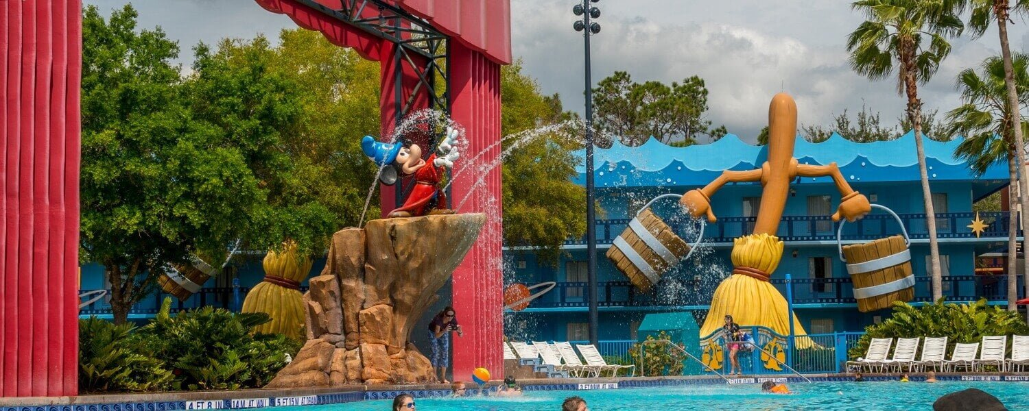 Piscina Fantasia do Disney's All Star Movies Resort