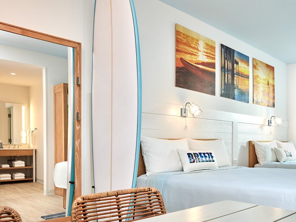 Longboard no Dockside Inn and Suites