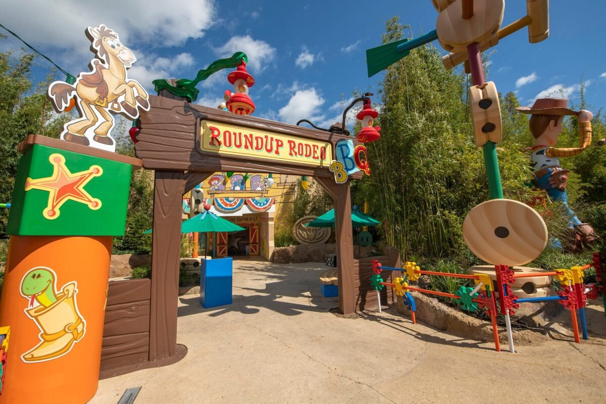 Yee-haw! Andy’s backyard welcomes more toys at Roundup Rodeo BBQ in Toy Story Land at Disney’s Hollywood Studios in Lake Buena Vista, Fla. A unique collaboration between Walt Disney Imagineering, Disney Pixar Animation Studios and Walt Disney World Food & Beverage, this rootin’ tootin’ table service restaurant greets guests as Andy’s honorary toys and features barbecue-inspired comfort food served family-style. (Kent Phillips, Photographer)