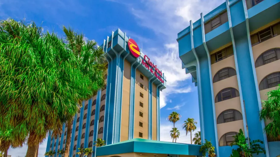 Clarion Inn and Suites Miami Airport